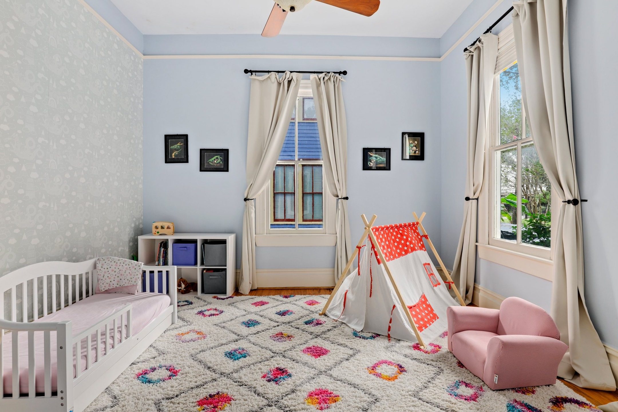 A montessori inspire bedroom
